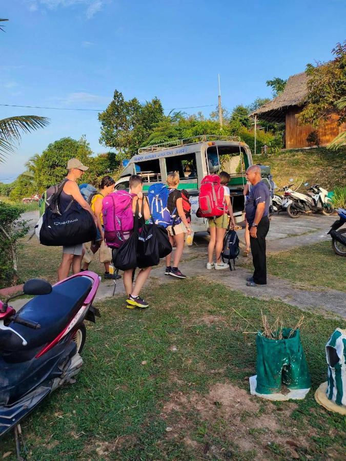 Cottage Hill at Lanta Ko Lanta Exteriör bild