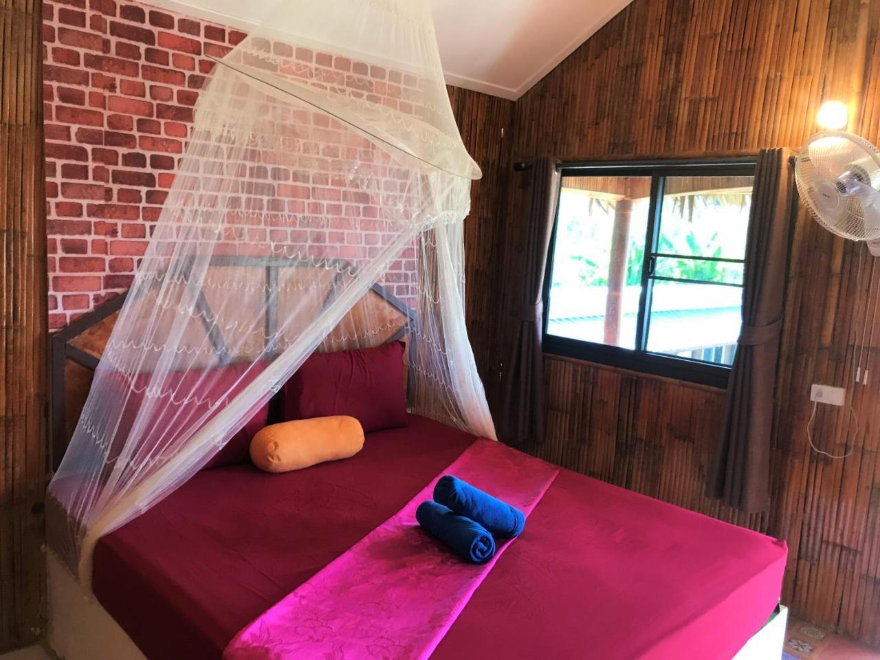 Cottage Hill at Lanta Ko Lanta Exteriör bild